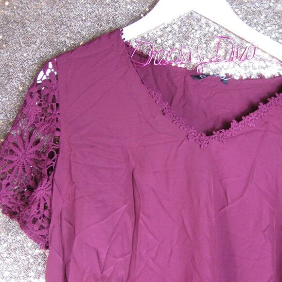 NWT BloomChic floral sleeve shirt 12/L - Picture 7 of 10